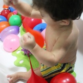 Water Balloons Sensory Play – Bath Time Fun!