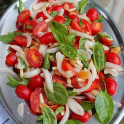 tomates cerises salad